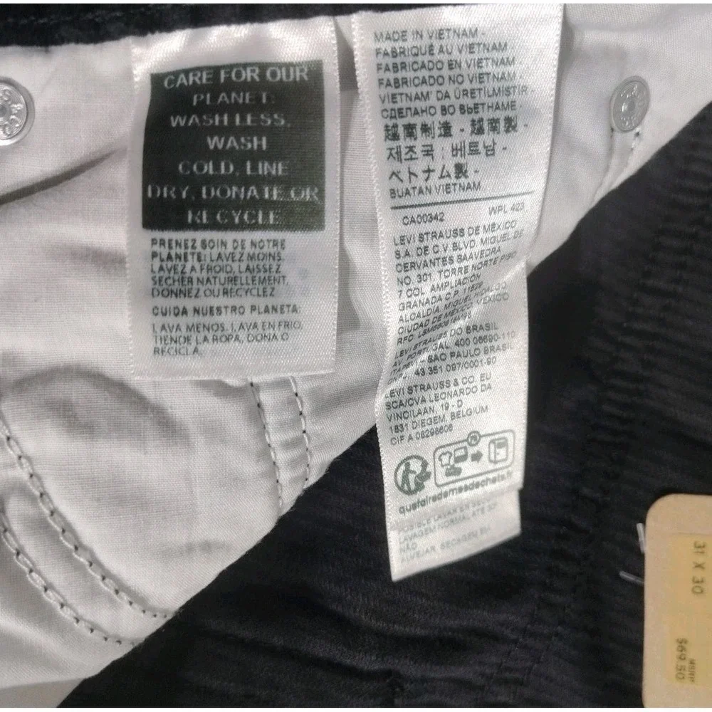 LEVI'S‎ Women's Corduroy Pants High Waisted Mom Jeans Maroon Size 32x30